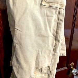Risen 2X NWT-cargo khaki jeans